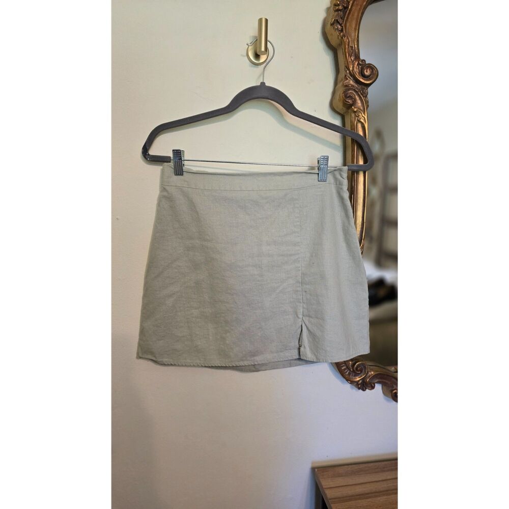 FOREVER21 Light Sage Mini Skirt | Size Large